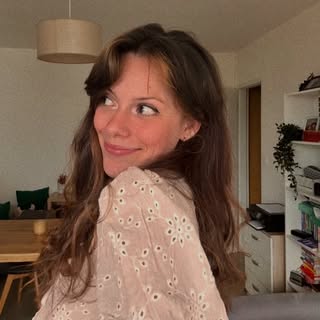 Erin | Marketing Digital & Créatrice UGC 💻✨
